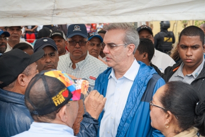 Presidente Abinader anuncia facilidades para productores afectados por huracán Fiona