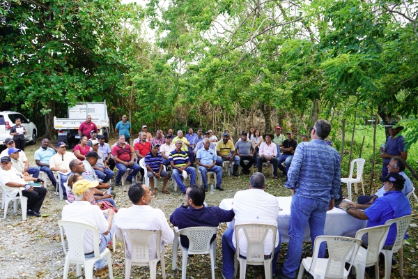 Directivos de Promegan se reúnen con asociaciones de ganaderos del Nordeste