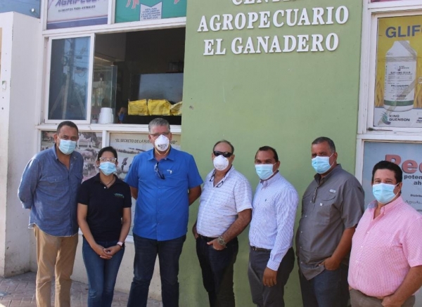 El director general de Ganadería recorre el Cibao