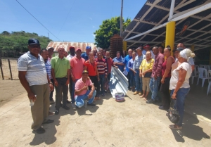 Ganadería entrega materiales en la frontera para fortalece la crianza ovicaprina