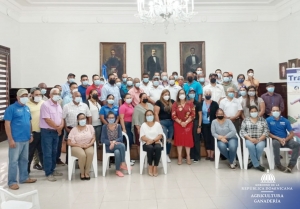 Ganadería lleva a Santiago taller de actualización de procedimientos de vigilancia epidemiológica para PPC y PPA